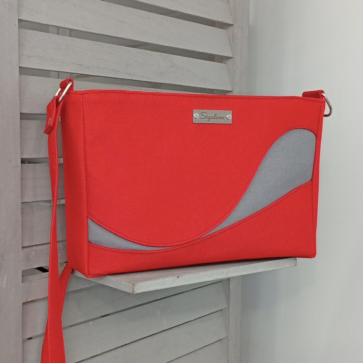 sigalane-sac-Rosie-rouge-et-vague-grise