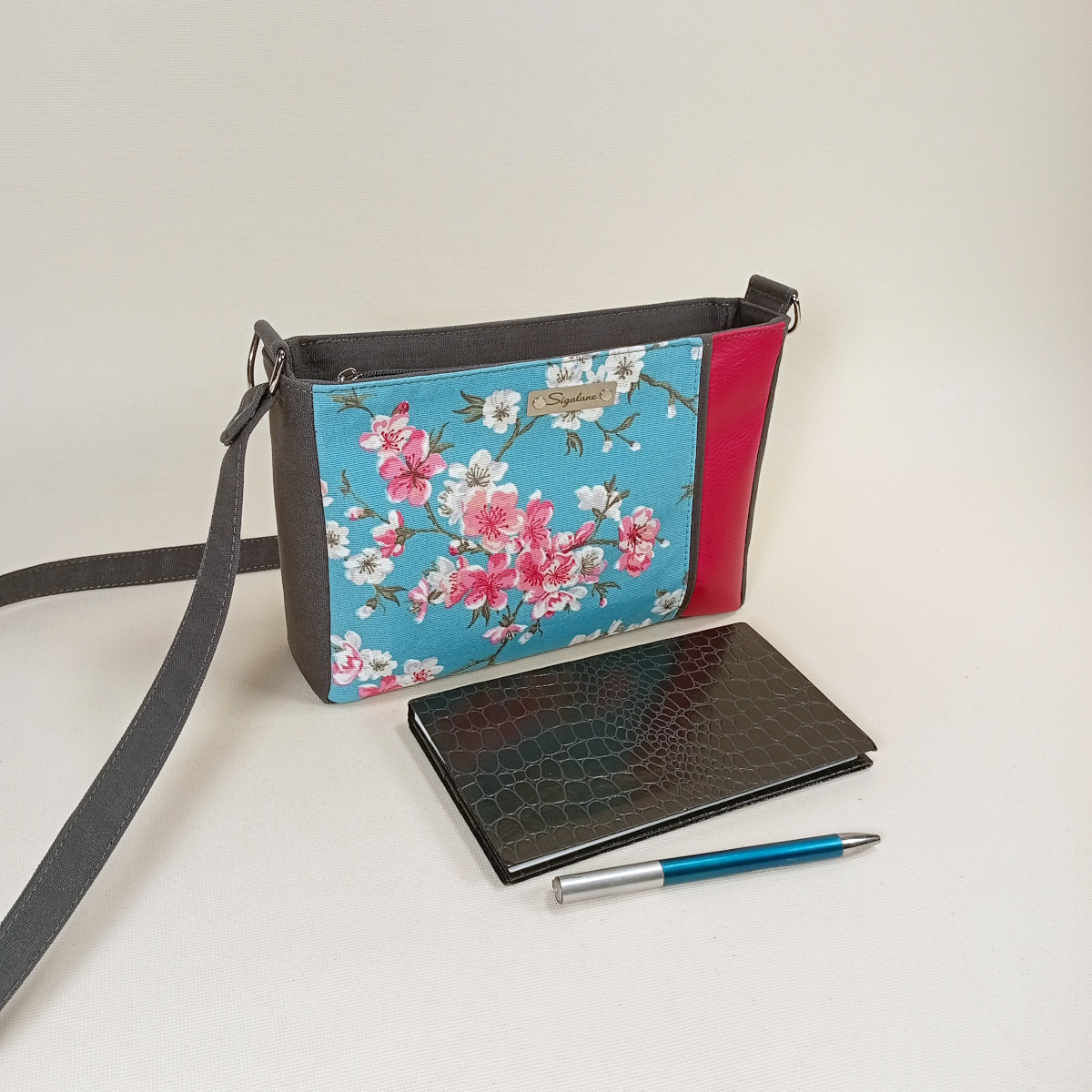 Sac "Emmie" cerisier du japon, bande rose et gris – Image 2