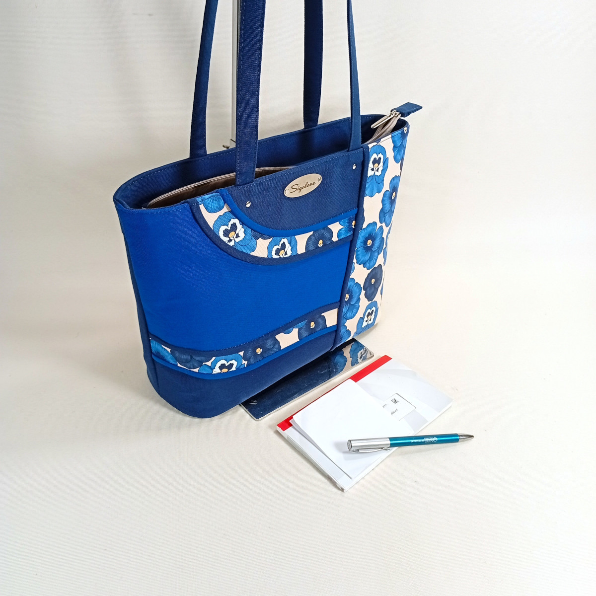 Sac Jessi décor ondulé pensées bleues – Image 2